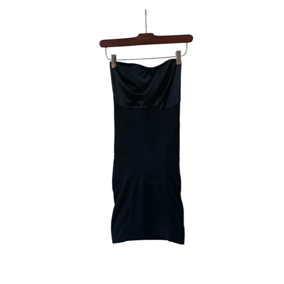 Spanx Women’s Slimmer Shine Strapless Dress Shape Black Size M - Picture 1 of 12